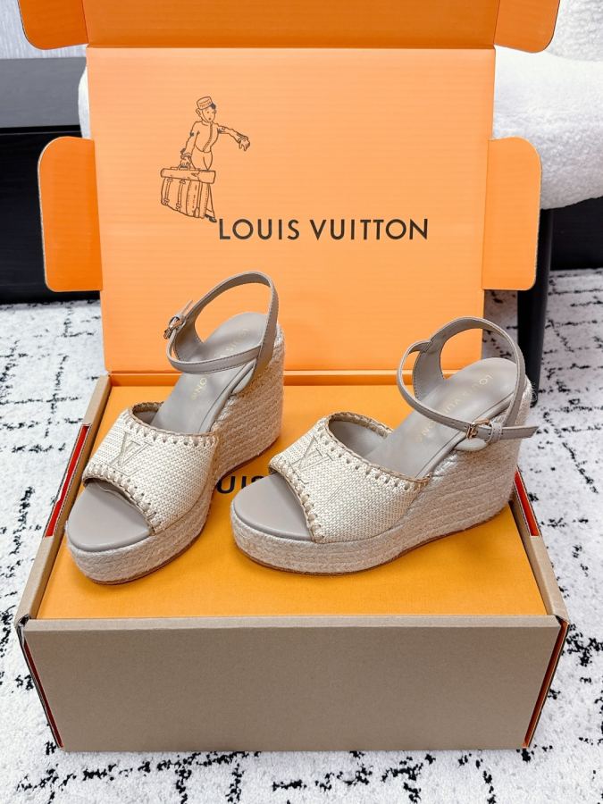 LV women's shoes LOUIS VUITTON Isola 26 — 1:1 Replica — photo 3
