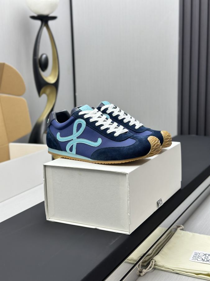 LOEWE women's shoes Direct sales by running volume — AAA Quality Replica — photo 2