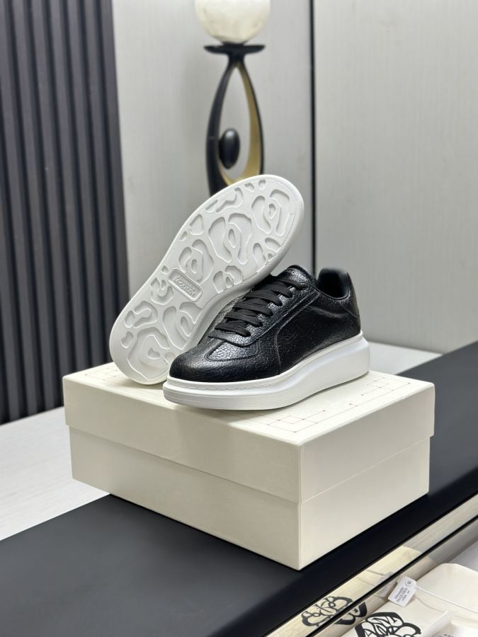 Alexander Mc Queen Women's Shoes Factory ¥ ( Top Version ). Newly upgraded classic Mc Queen white — Premium Replica — photo 6