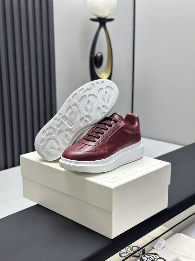 Alexander Mc Queen Women's Shoes Factory ¥ ( Top Version ). Newly upgraded classic Mc Queen white — 1:1 Replica — photo 6