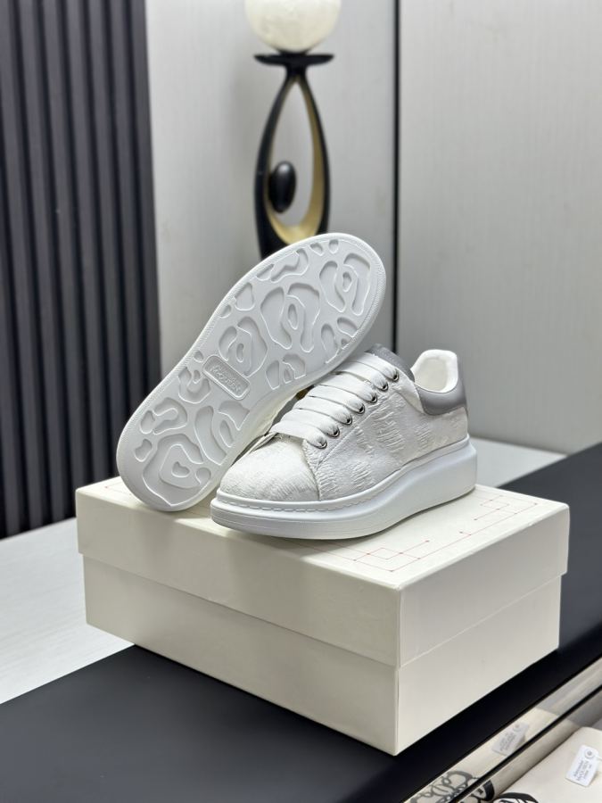 Alexander Mc Queen Women's Shoes Factory ¥ ( Top version produced in Dongguan ) Newly upgraded classic — AAA Quality Replica — photo 6