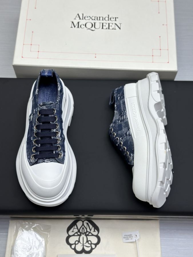 Alexander Mc Queen Women's Shoes Factory ¥ ( Top version produced in Dongguan ) (Black khaki tail) — 1:1 Replica For Sale — photo 8