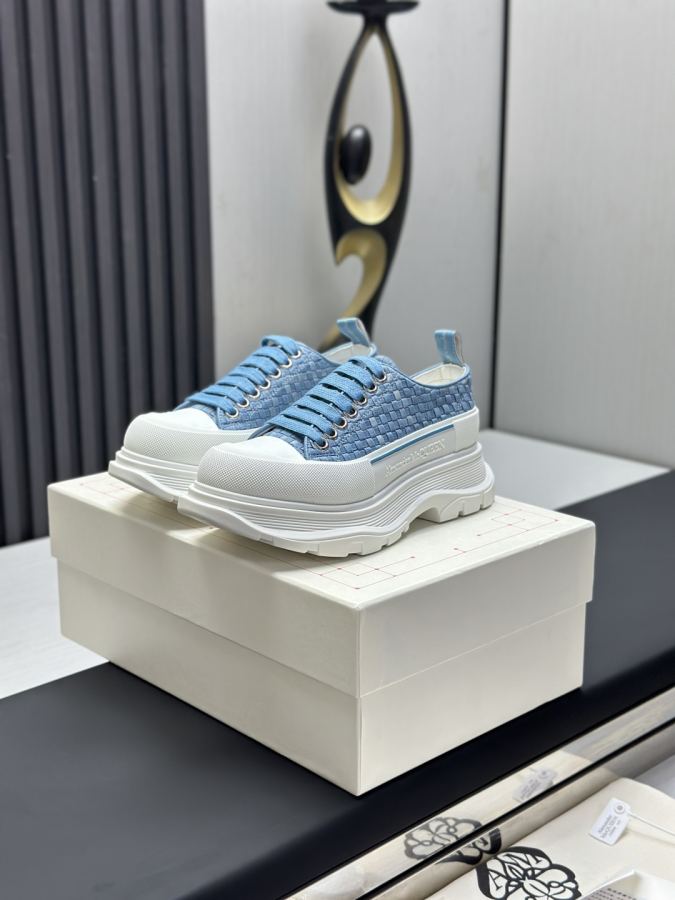 Alexander Mc Queen Women's Shoes Factory ¥ ( Top version produced in Dongguan ) (Black khaki tail) — 1:1 Replica