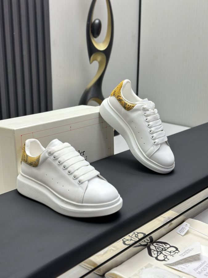 Alexander Mc Queen Women's Shoes Factory ¥ ( Top version produced in Dongguan ) (New snake pattern — Premium Replica — photo 3