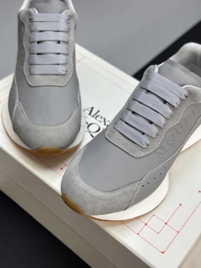 Alexander Mc Queen Women's Shoes Factory ¥ ( Top version produced in Dongguan ) Newly upgraded classic — Premium Replica — photo 5