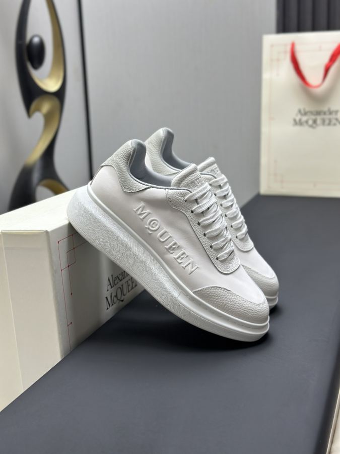 Alexander Mc Queen Women's Shoes Factory ¥ ( Top version produced in Dongguan ) Newly upgraded classic — 1:1 Replica For Sale — photo 4