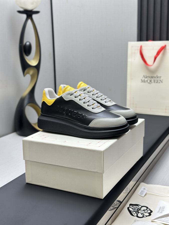 Alexander Mc Queen Women's Shoes Factory ¥ ( Top version produced in Dongguan ) Newly upgraded classic — Premium Replica — photo 2