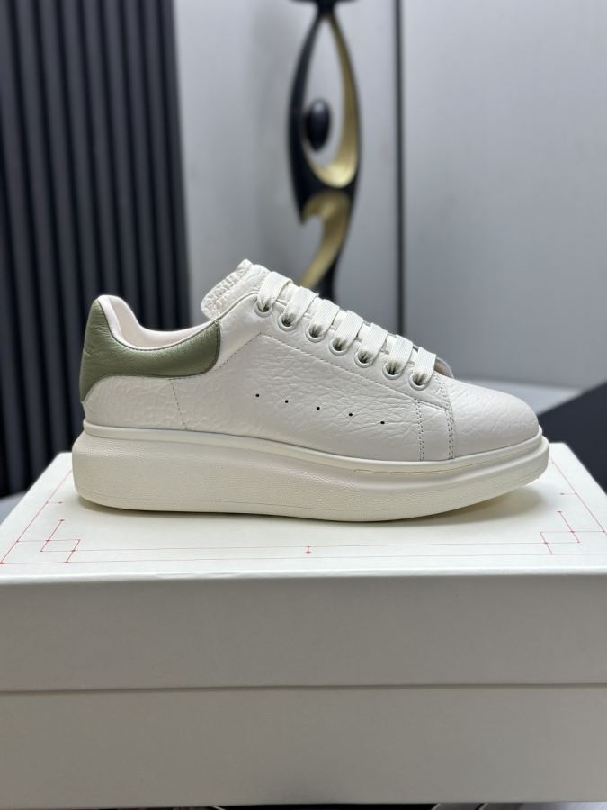 Alexander Mc Queen Women's Shoes Factory ¥ ( Top Version ). Newly upgraded classic Mc Queen white — AAA Quality Replica — photo 10