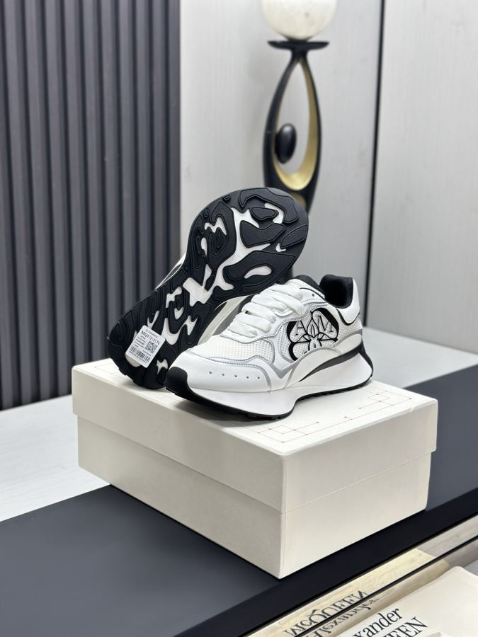 Alexander Mc Queen Women's Shoes Factory ( Top version produced in Dongguan ) Newly upgraded classic — 1:1 Replica For Sale — photo 6
