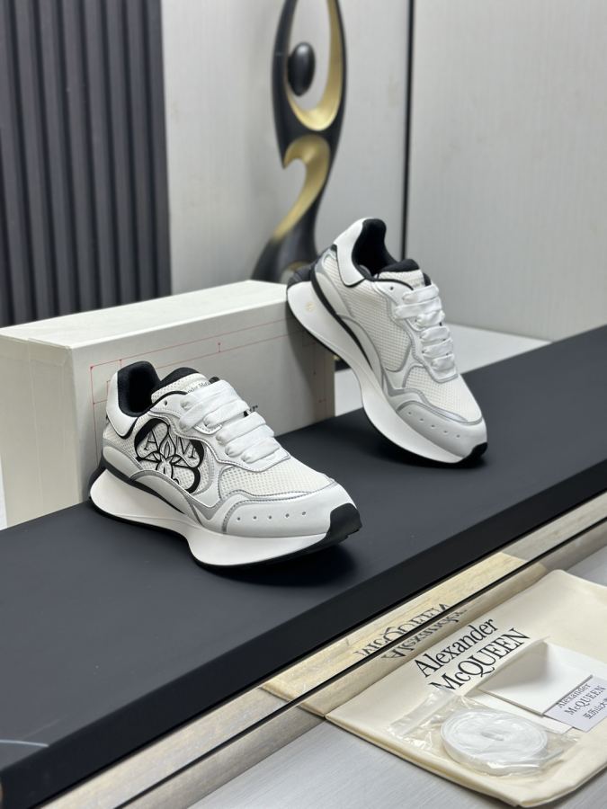 Alexander Mc Queen Women's Shoes Factory ( Top version produced in Dongguan ) Newly upgraded classic — 1:1 Replica For Sale — photo 3