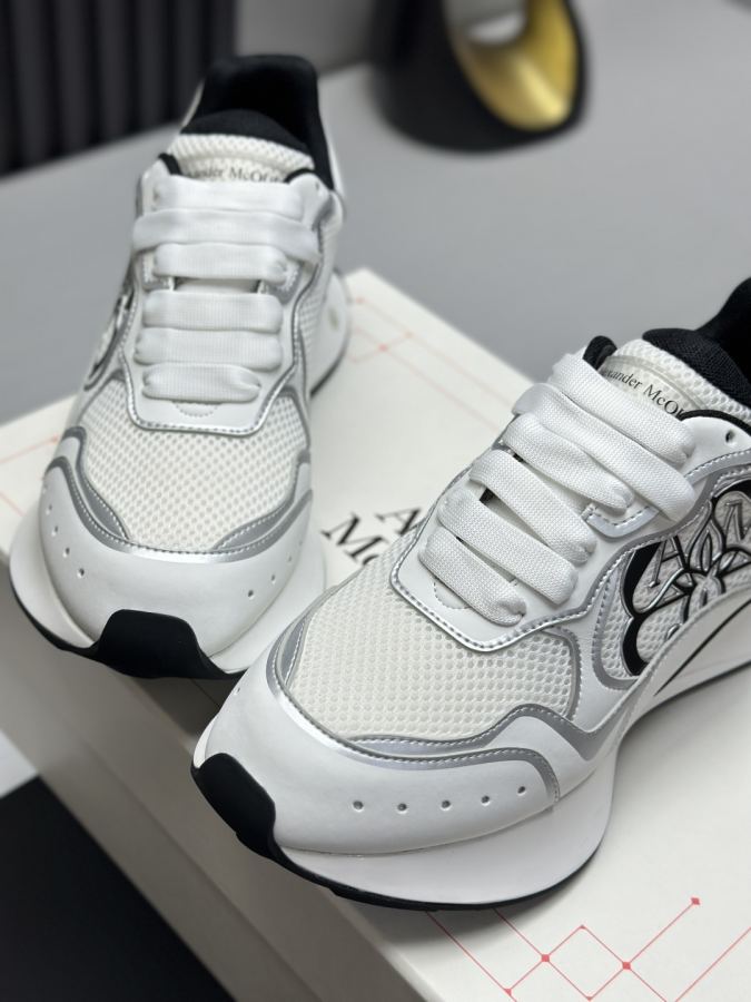Alexander Mc Queen Women's Shoes Factory ( Top version produced in Dongguan ) Newly upgraded classic — 1:1 Replica For Sale — photo 5