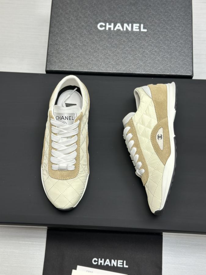 CHANEL женская обувь Chanel 25 A — photo 8