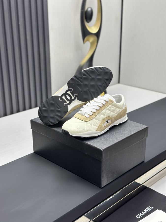 CHANEL женская обувь Chanel 25 A — photo 6