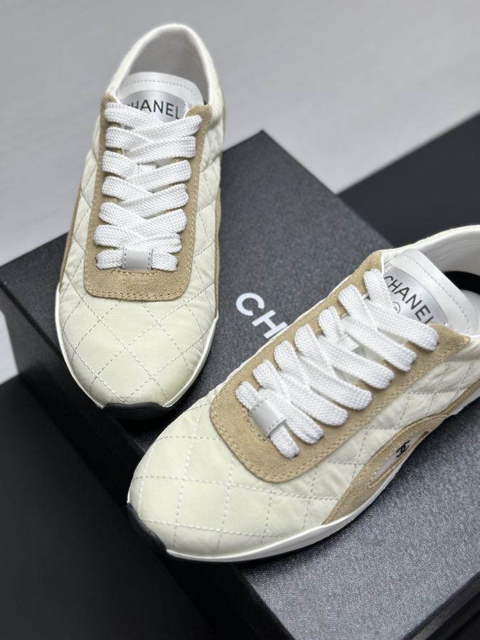 CHANEL женская обувь Chanel 25 A — photo 5