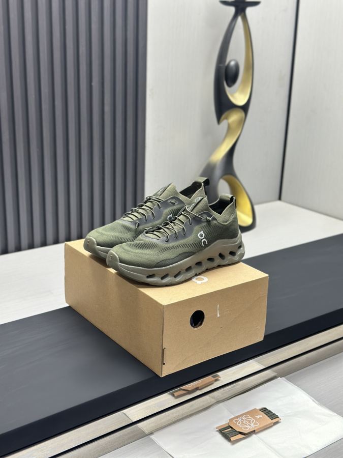 LOEWE women's shoes Loewe x On Cloudsolo 12 …… — Premium Replica