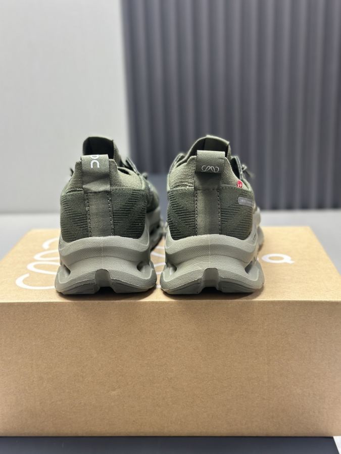 LOEWE women's shoes Loewe x On Cloudsolo 12 …… — Premium Replica — photo 7