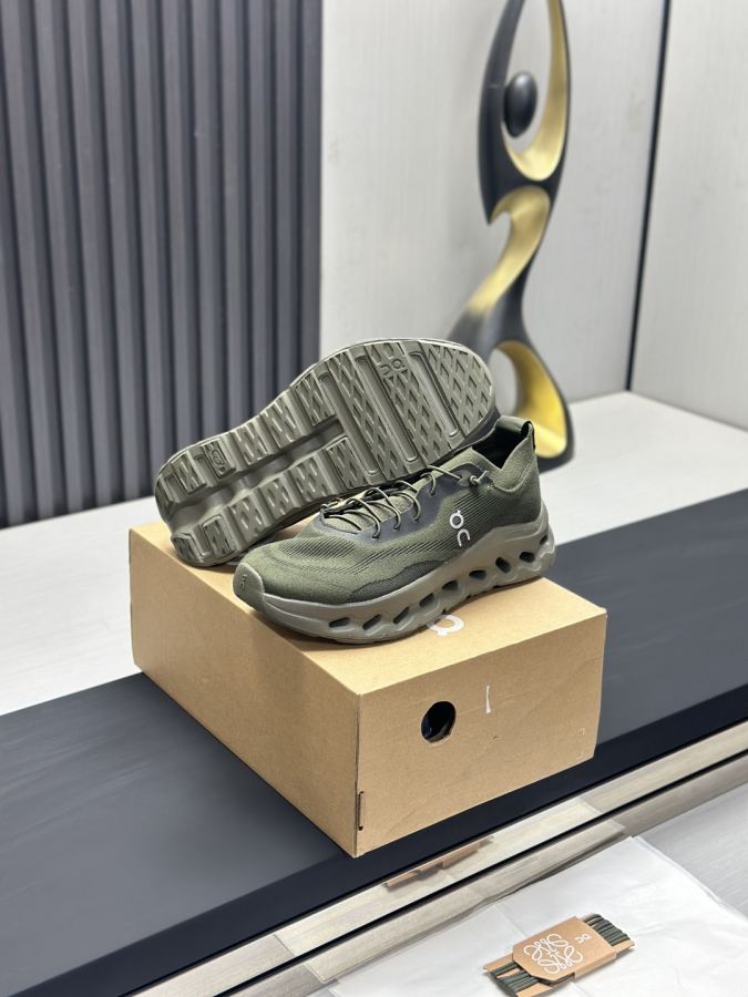 LOEWE women's shoes Loewe x On Cloudsolo 12 …… — Premium Replica — photo 6