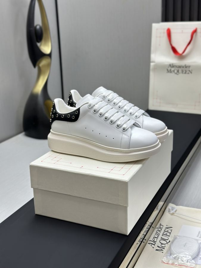 Alexander Mc Queen Damenschuhe ¥ Vollständig verbessert — photo 2