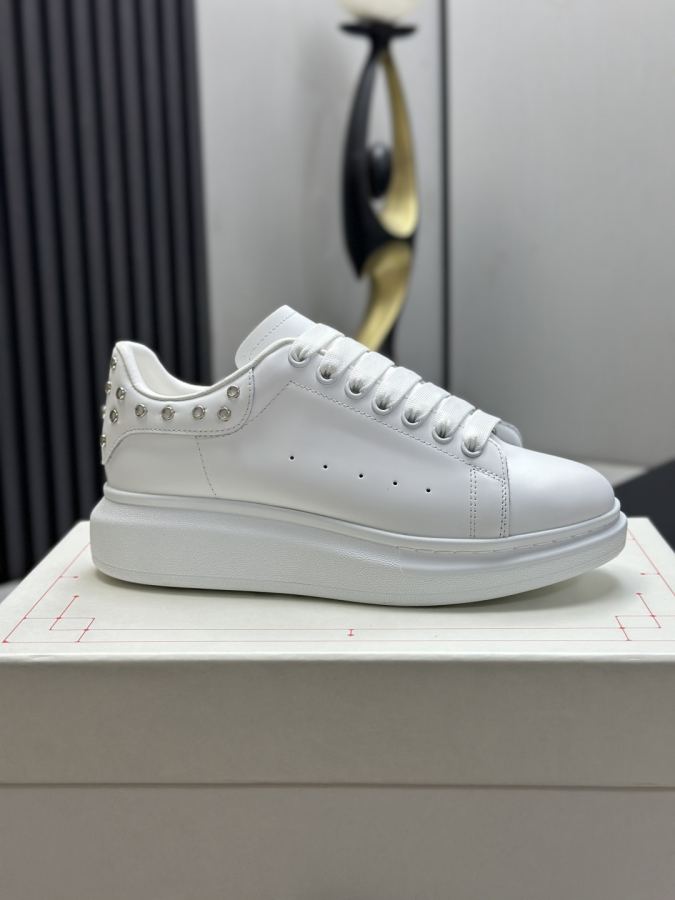 Alexander Mc Queen Women's Shoes Factory ¥ ( Top version produced in Dongguan ) (rivet tail) Newly — AAA Quality Replica — photo 9