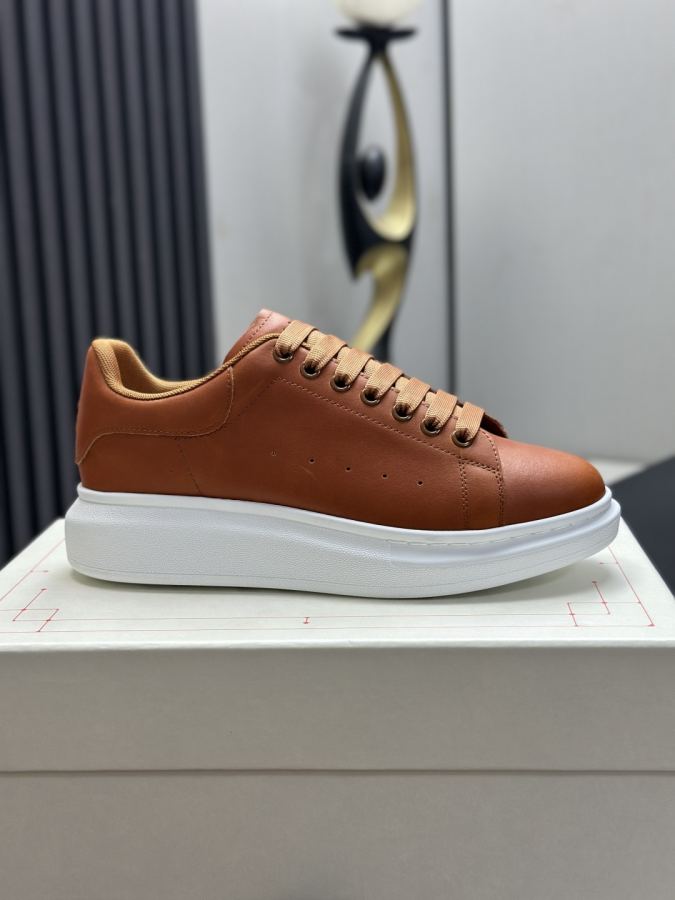 Alexander Mc Queen Women's Shoes Factory ¥ ( Top Version ). Newly upgraded classic Mc Queen white — AAA Quality Replica — photo 9
