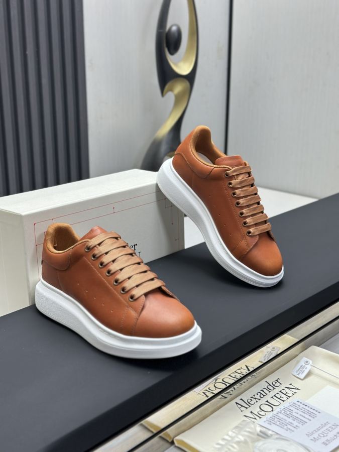 Alexander Mc Queen Women's Shoes Factory ¥ ( Top Version ). Newly upgraded classic Mc Queen white — AAA Quality Replica — photo 3