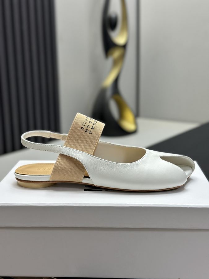 Maison margiela women's shoes Maison Margiela MM6 Tabi — 1:1 Replica For Sale — photo 9