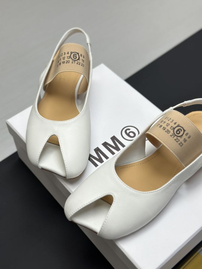 Maison margiela women's shoes Maison Margiela MM6 Tabi — 1:1 Replica For Sale — photo 5