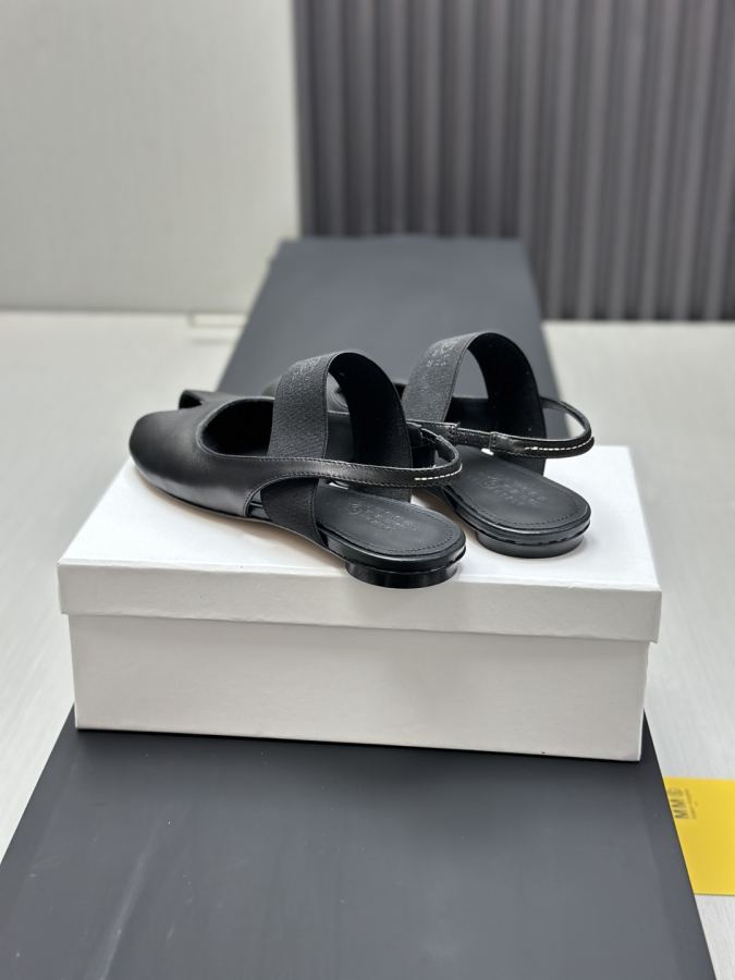 Maison margiela women's shoes Maison Margiela MM6 Tabi — AAA Quality Replica — photo 7