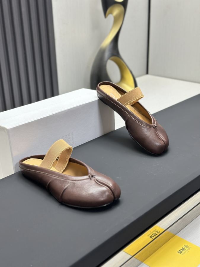 Maison margiela women's shoes Maison Margiela MM6 Tabi — AAA Quality Replica — photo 3