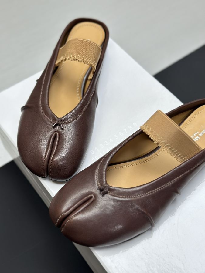Maison margiela women's shoes Maison Margiela MM6 Tabi — AAA Quality Replica — photo 5