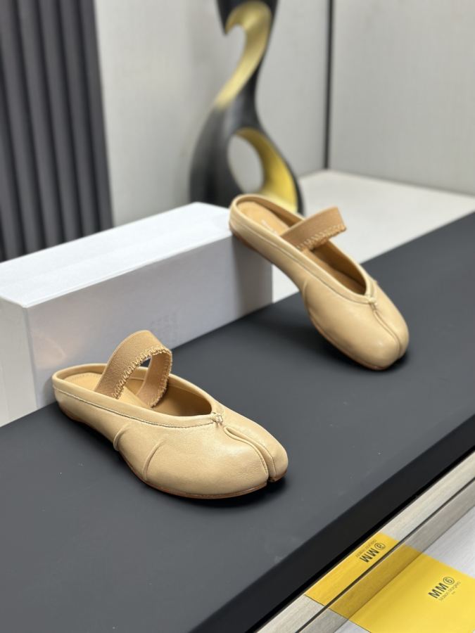 Maison margiela women's shoes Maison Margiela MM6 Tabi — 1:1 Replica — photo 3
