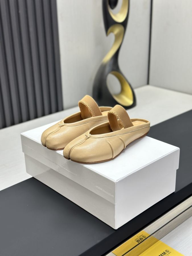 Maison margiela women's shoes Maison Margiela MM6 Tabi — 1:1 Replica
