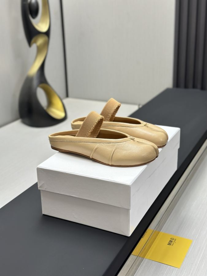 Maison margiela women's shoes Maison Margiela MM6 Tabi — 1:1 Replica — photo 2