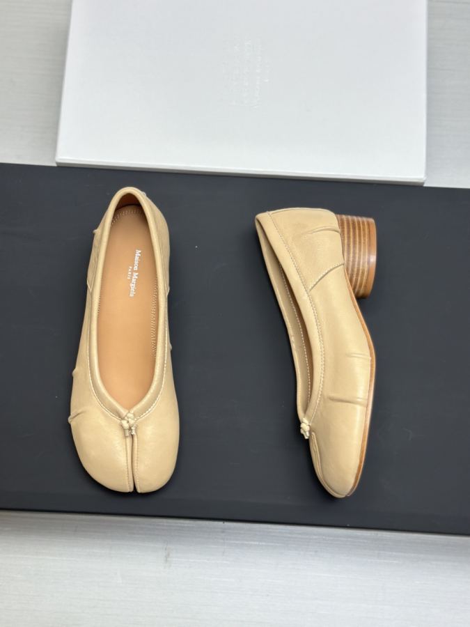 Maison margiela women's shoes Maison Margiela MM6 Tabi — 1:1 Replica — photo 8