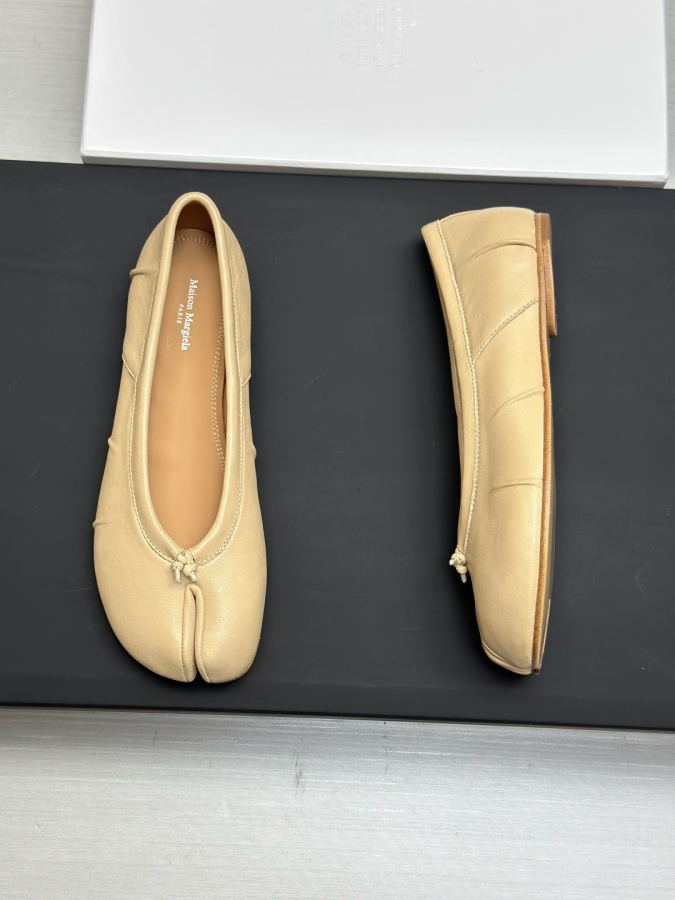 Maison margiela women's shoes Maison Margiela MM6 Tabi — AAA Quality Replica — photo 8