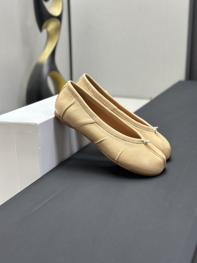 Maison margiela women's shoes Maison Margiela MM6 Tabi — AAA Quality Replica — photo 4