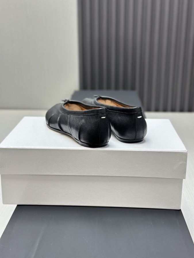 Maison margiela women's shoes Maison Margiela MM6 Tabi — 1:1 Replica For Sale — photo 7