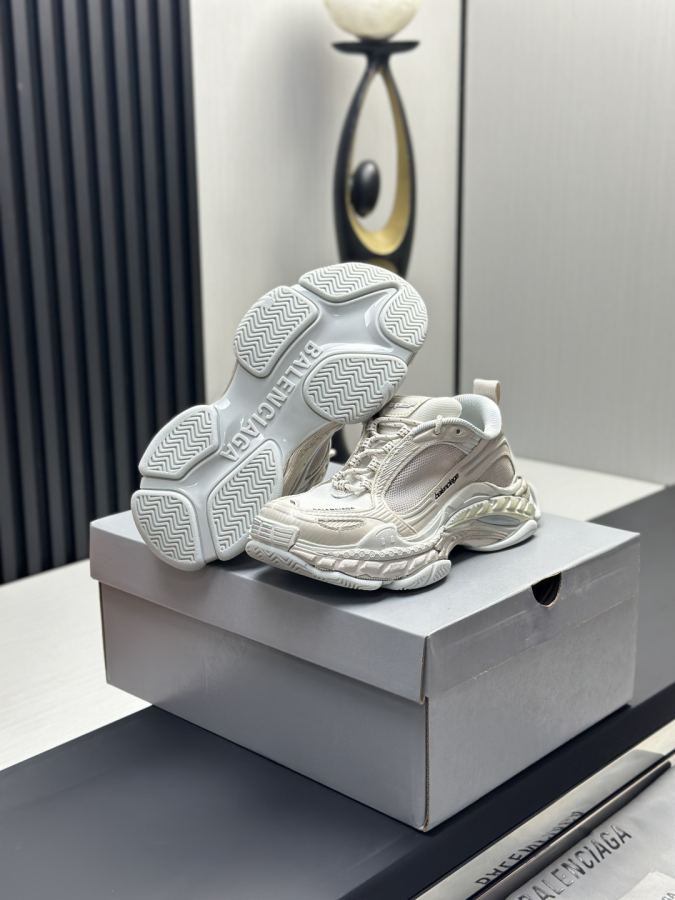 Balenciaga Women's Shoes Factory 𝗕𝗔𝗟𝗘𝗡𝗖𝗜* genuine TPU "Balenciaga" LOGO — Premium Replica — photo 6