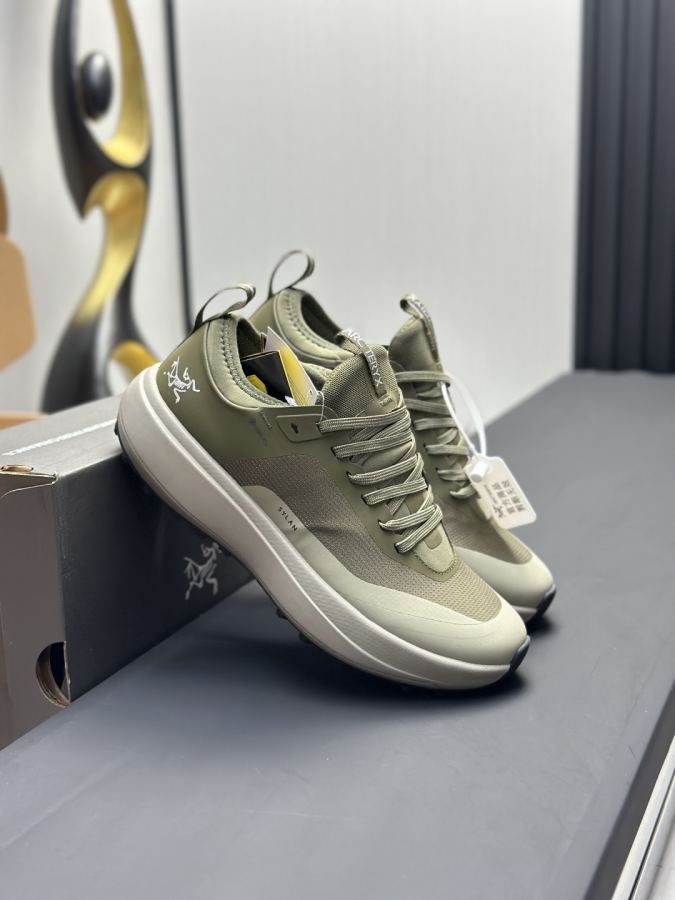 Fendi women's shoes Factory direct sales (men) Arc'teryx casual sports shoes — AAA Quality Replica — photo 4