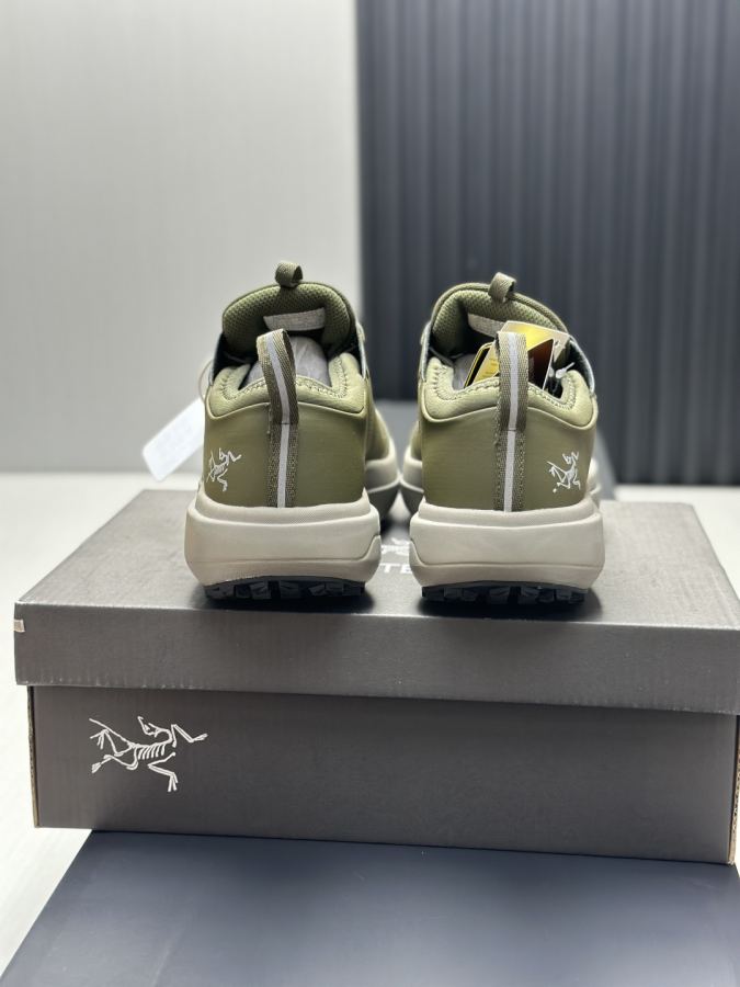 Fendi women's shoes Factory direct sales (men) Arc'teryx casual sports shoes — AAA Quality Replica — photo 7