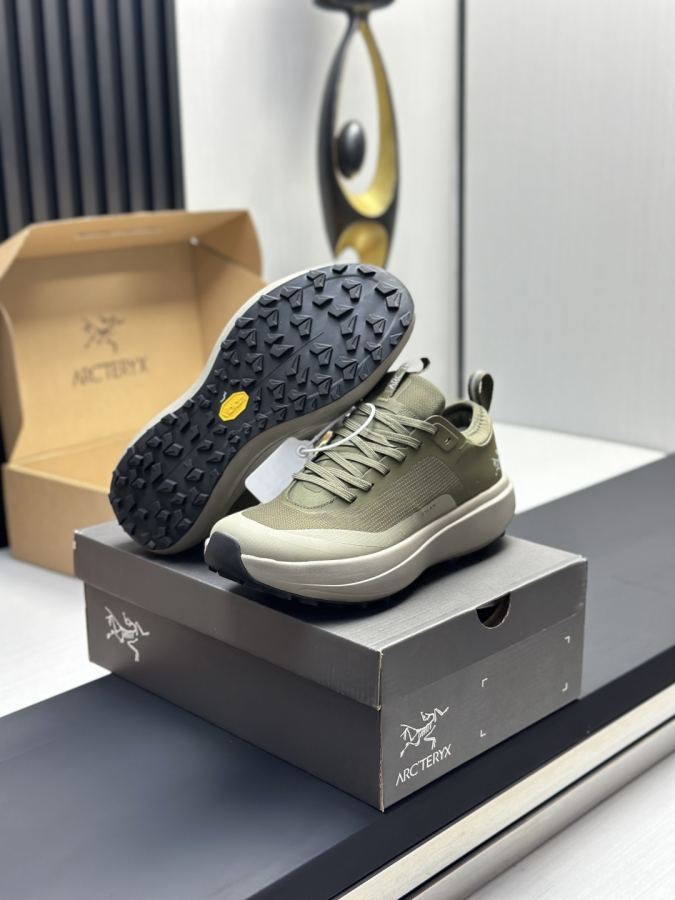 Fendi women's shoes Factory direct sales (men) Arc'teryx casual sports shoes — AAA Quality Replica — photo 6