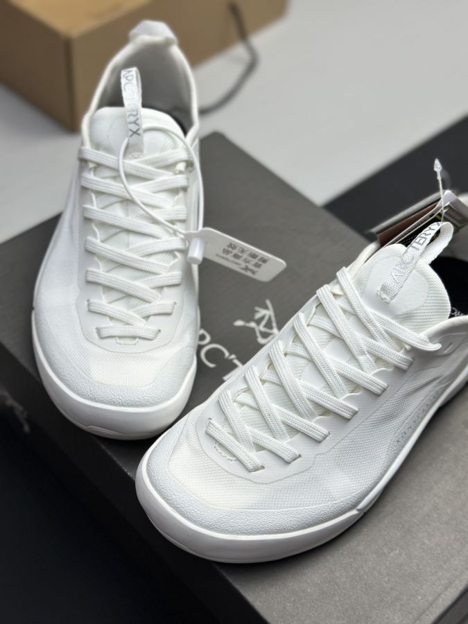 Fendi women's shoes Factory direct sales (men) Arc'teryx casual sports shoes — 1:1 Replica — photo 5