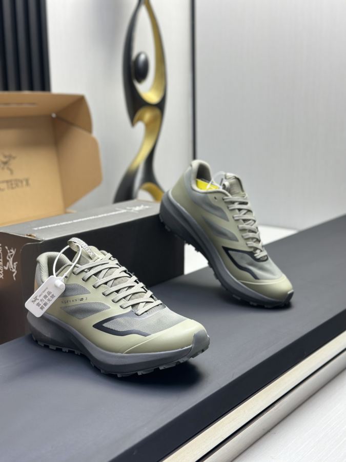 Fendi women's shoes Factory direct sales (men) Arc'teryx casual sports shoes — 1:1 Replica For Sale — photo 3