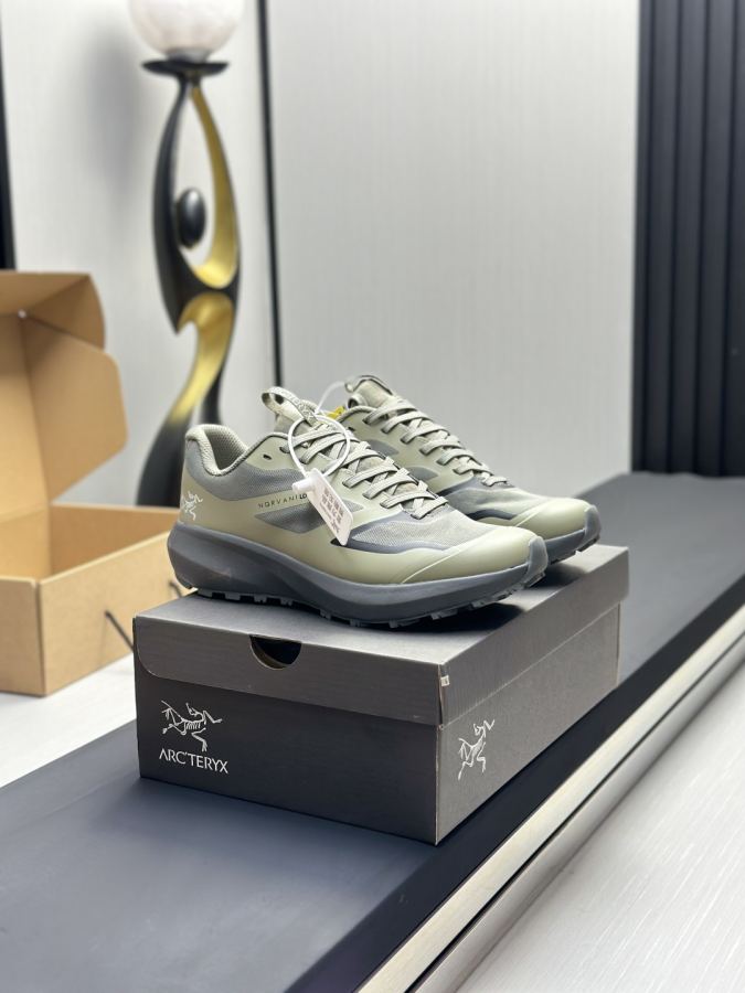 Fendi women's shoes Factory direct sales (men) Arc'teryx casual sports shoes — 1:1 Replica For Sale — photo 2