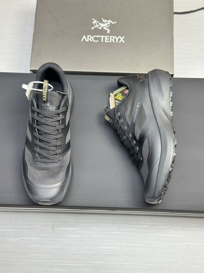 Fendi women's shoes Factory direct sales (couples model) Arc'teryx casual sneakers — 1:1 Replica — photo 8