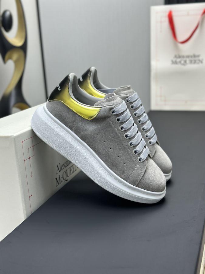 Alexander Mc Queen Women's Shoes Factory ¥ ( Top version ) Newly upgraded classic Mc Queen white — AAA Quality Replica — photo 4