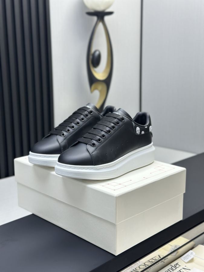 Alexander Mc Queen Women's Shoes Factory ¥ ( Top version ) Newly upgraded classic Mc Queen white — 1:1 Replica
