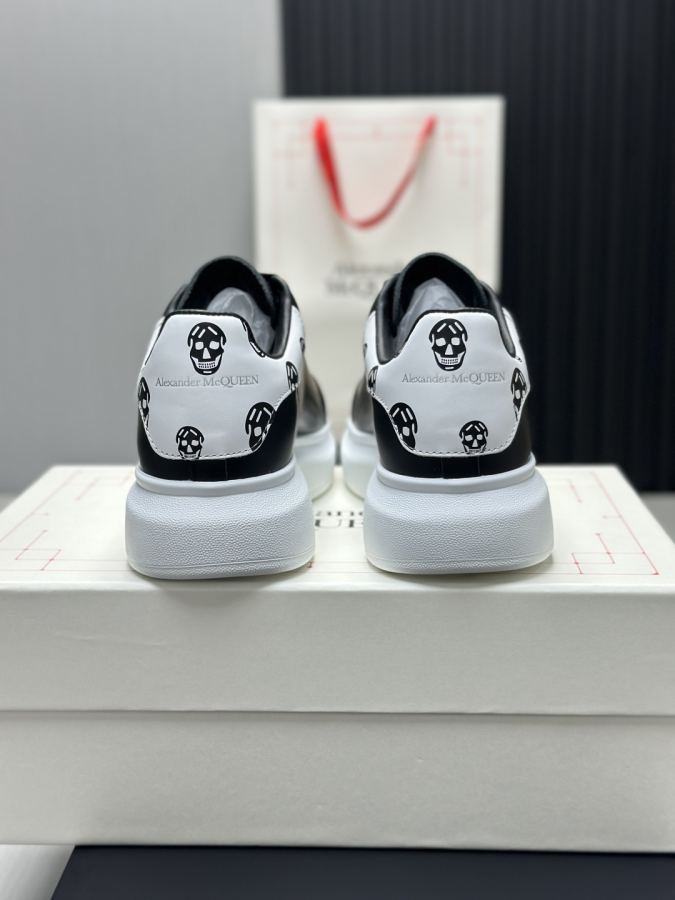 Alexander Mc Queen Women's Shoes Factory ¥ ( Top version ) Newly upgraded classic Mc Queen white — 1:1 Replica — photo 7