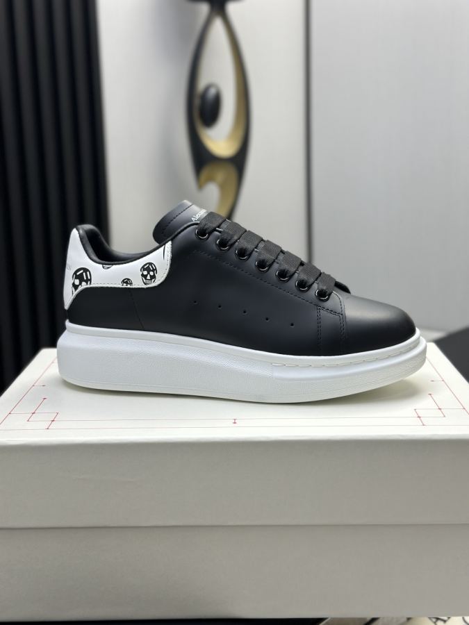 Alexander Mc Queen Women's Shoes Factory ¥ ( Top version ) Newly upgraded classic Mc Queen white — 1:1 Replica — photo 9