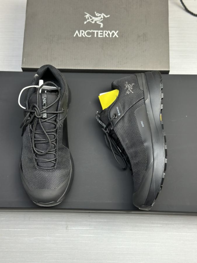 Fendi women's shoes Factory direct sales (men) Arc'teryx casual sports shoes — Premium Replica — photo 8